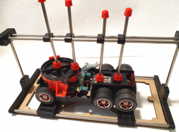 Preview: Rollenstand mit Roto-Fix für Carrera 132