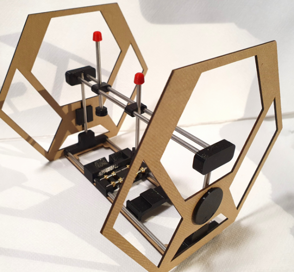 Wartungs-Station mit Roto-Fix für Car-Systeme